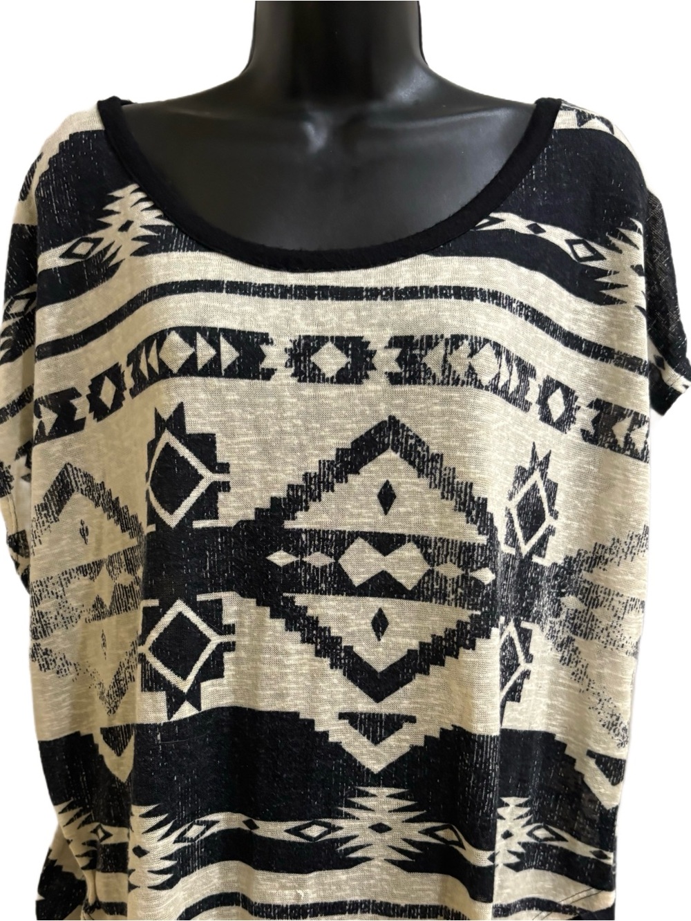 Black & Cream Aztec Print Boxy Top❤️NEW